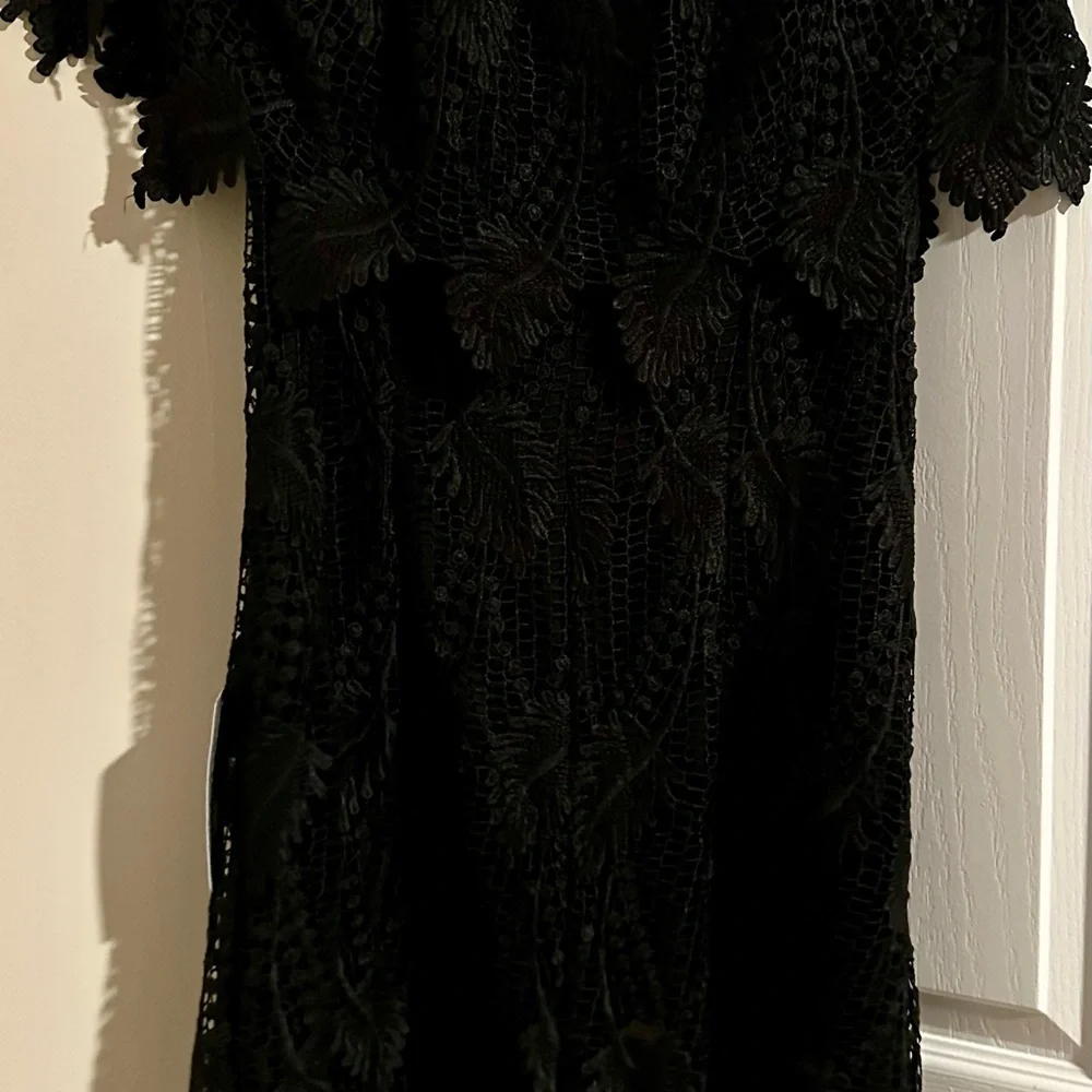 New with tags Adrianna Papell black lace shirt dress‎ off shoulders size 4 - Picture 8 of 8